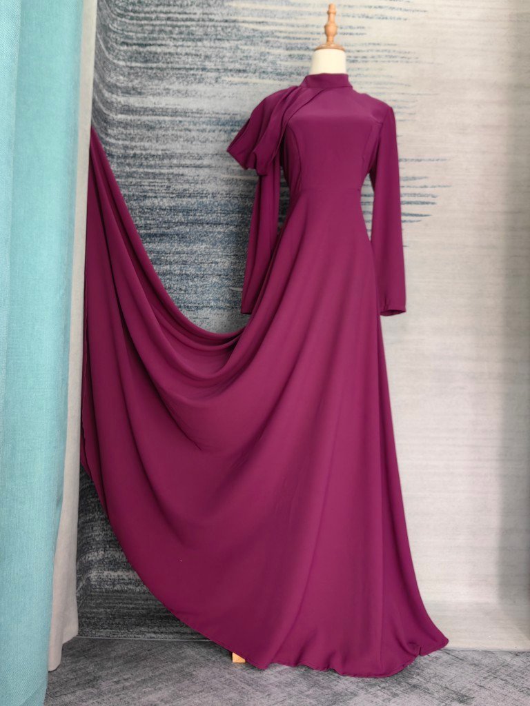 Women Are Wearing Slim-fit Long-sleeved Dresses - Image 7