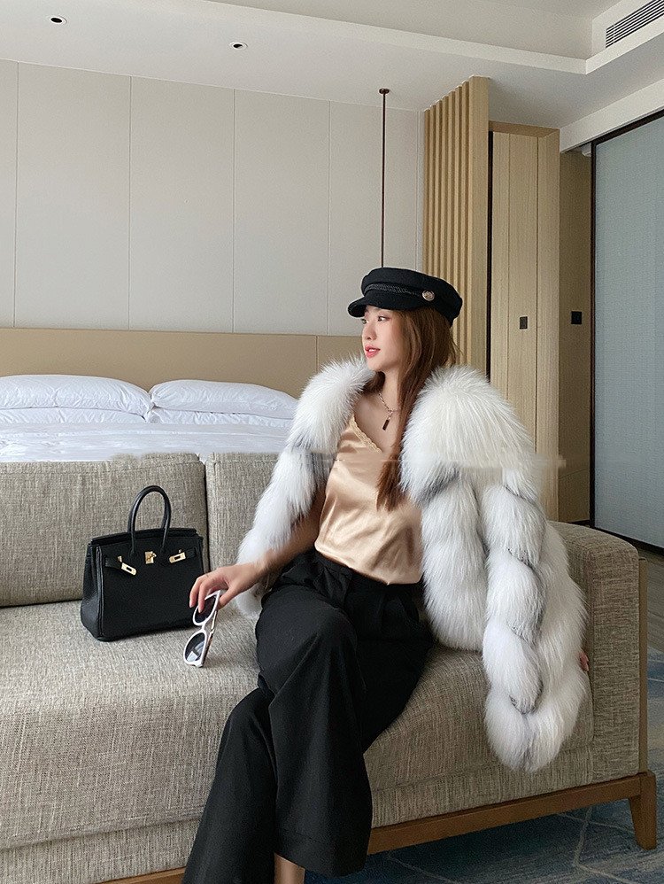 High End Marble Fox Fur Coat - Image 4