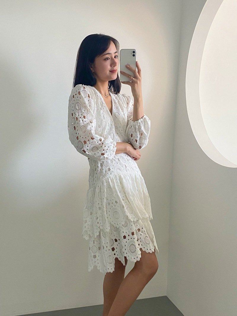 Hollow Embroidered Lace V-Neck Women's Dress - Image 7