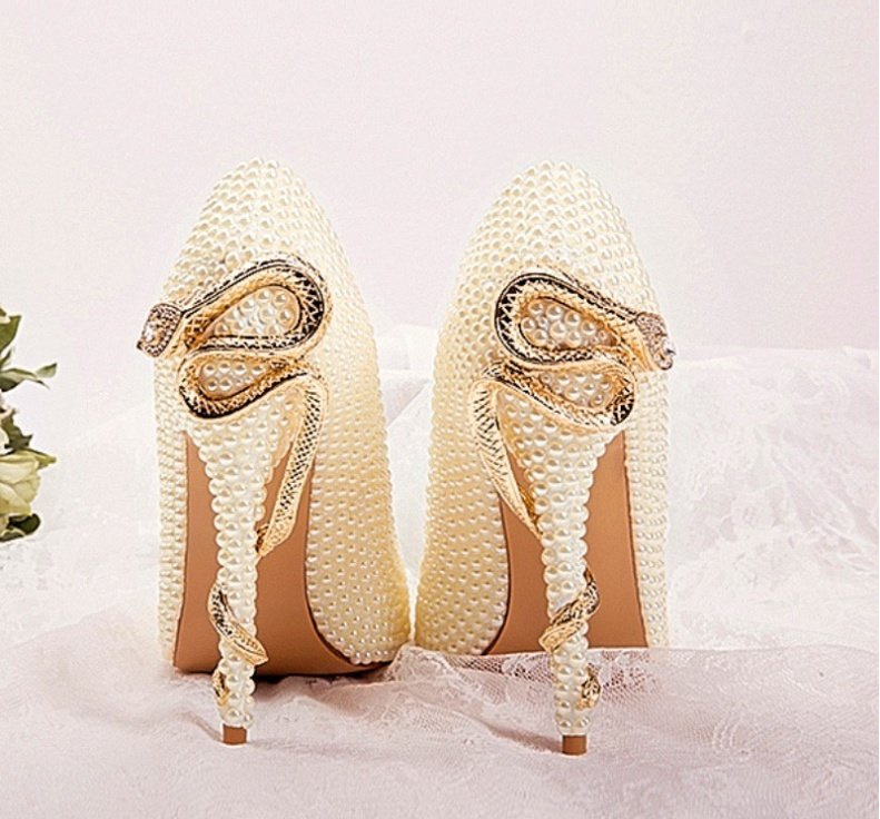 Women's Diamond Hand Green Snake-shaped Stiletto Heels - Image 4