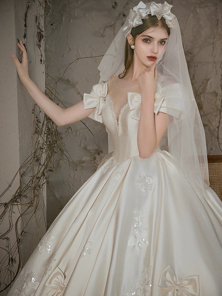 New Bride Vintage Satin Wedding Dress - Image 7