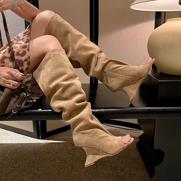 Fashion Personality Zipper High-heel Boots Women - Image 5