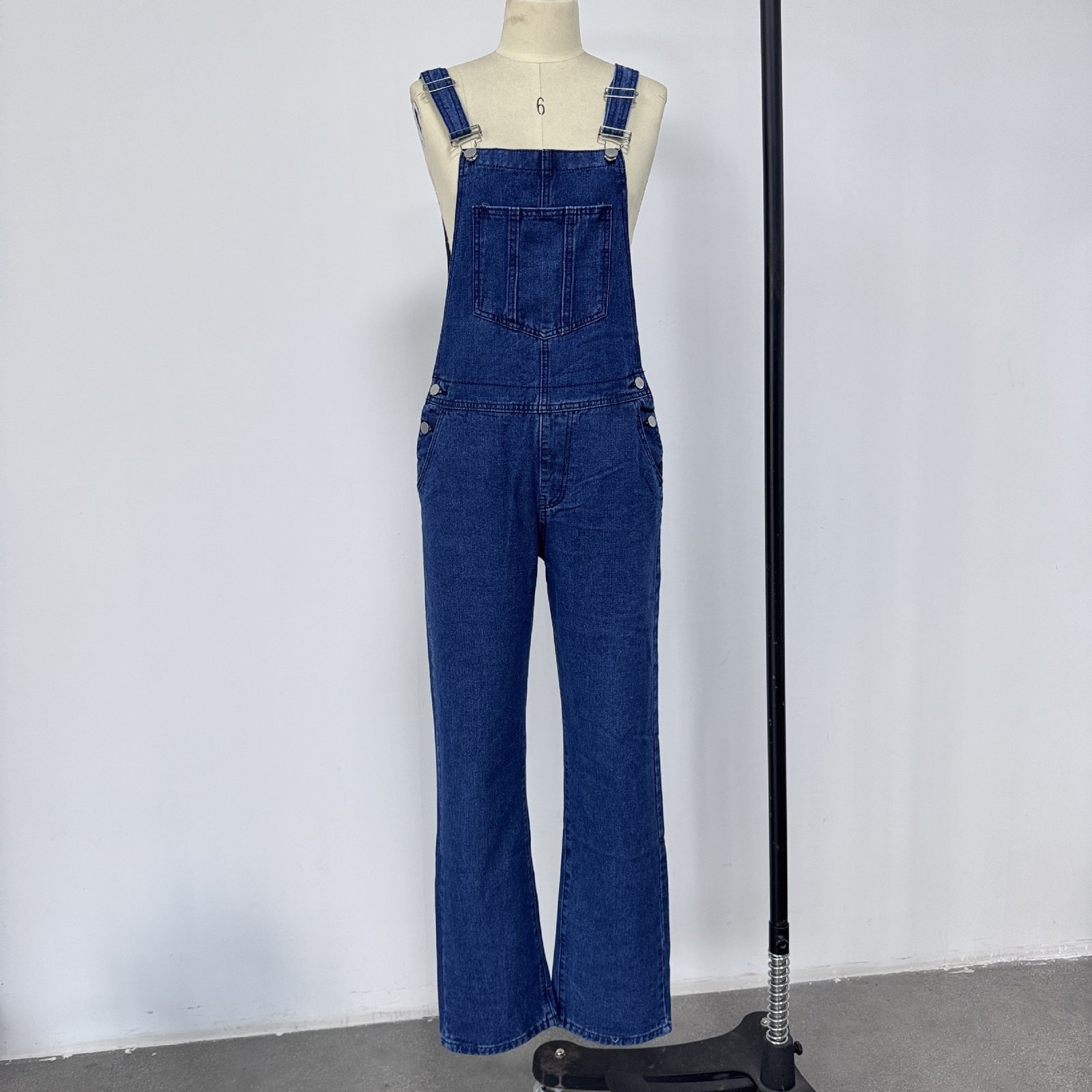 Loose Women's Denim Suspender Pants - Image 7