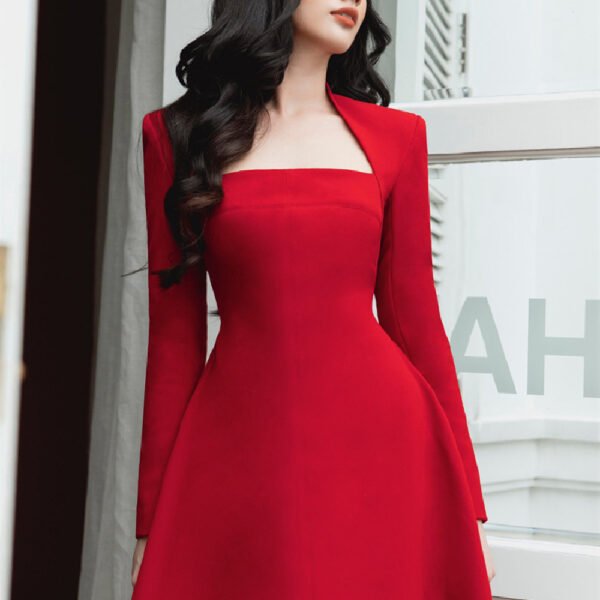 Women's Fashion Red Long-sleeved Dress - Image 5