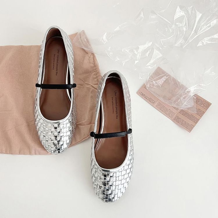 Round Toe Flat Shoes Women - Image 2