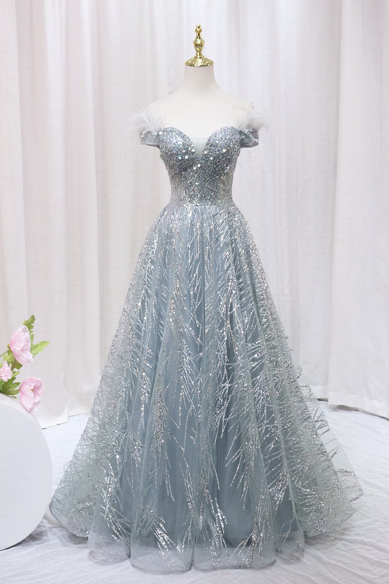 Women's Stylish Silver One-shoulder Evening Gown - Image 5