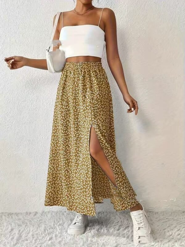 Women's Fashionable With Side-slit Printed Skirt - Image 6