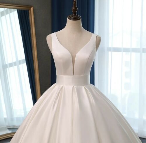 Bridal Off-shoulder Retro Large Trailing Satin Main Wedding Dress - Image 2