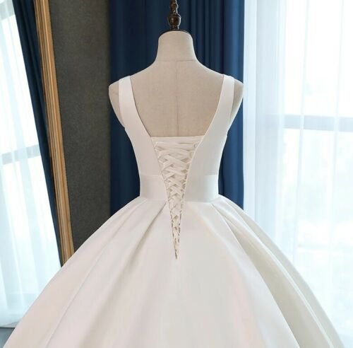 Bridal Off-shoulder Retro Large Trailing Satin Main Wedding Dress - Image 4