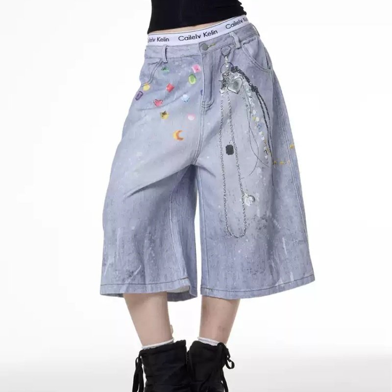 Retro Color Chain Printed Denim Shorts For Women - Image 4