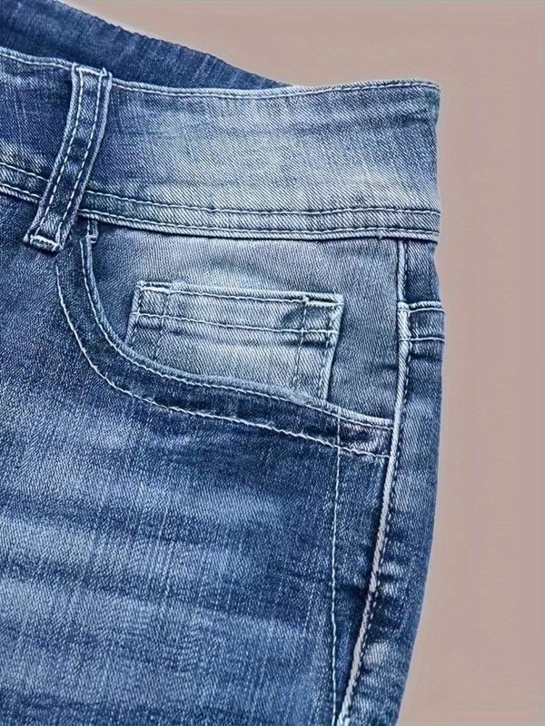 Women's Versatile And Fashionable Stretch Denim Bell Bottoms, Retro Street Style, Comfortable Embroidered Casual Jeans, Suitable For Daily Wear - Image 4