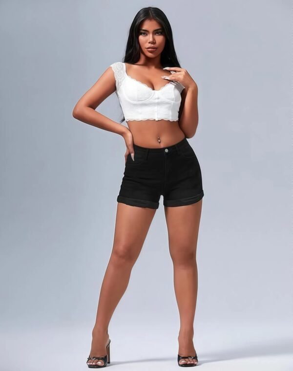Hip Lifting Elastic Frayed Edge Denim Shorts