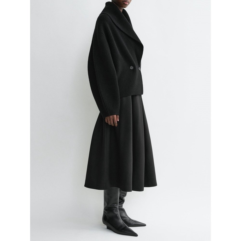 Women's Simple Loose Cardigan With Curved Collar - Image 4