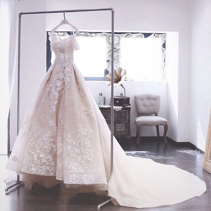 One shoulder heavy satin wedding dress - Image 6