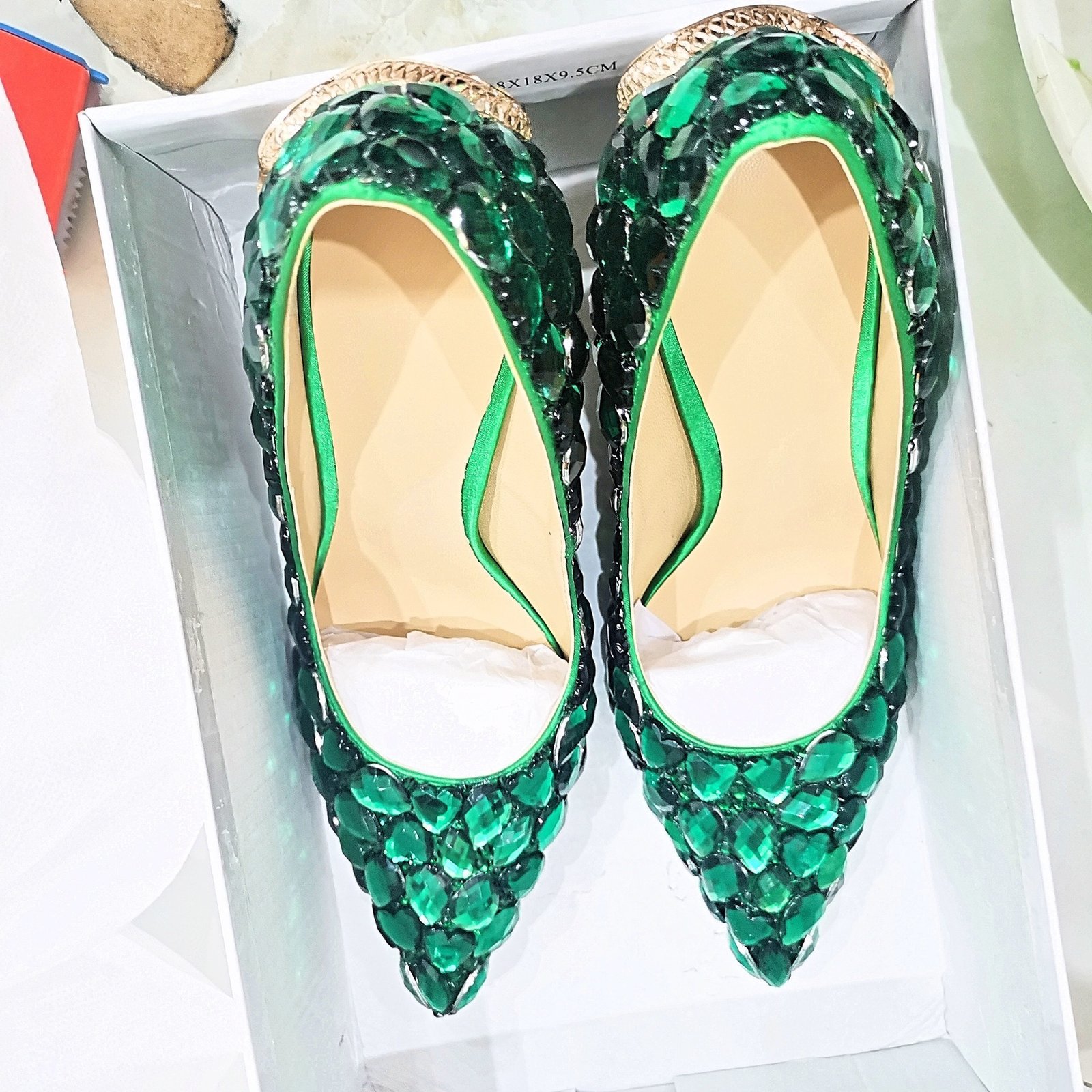 Women's Diamond Hand Green Snake-shaped Stiletto Heels