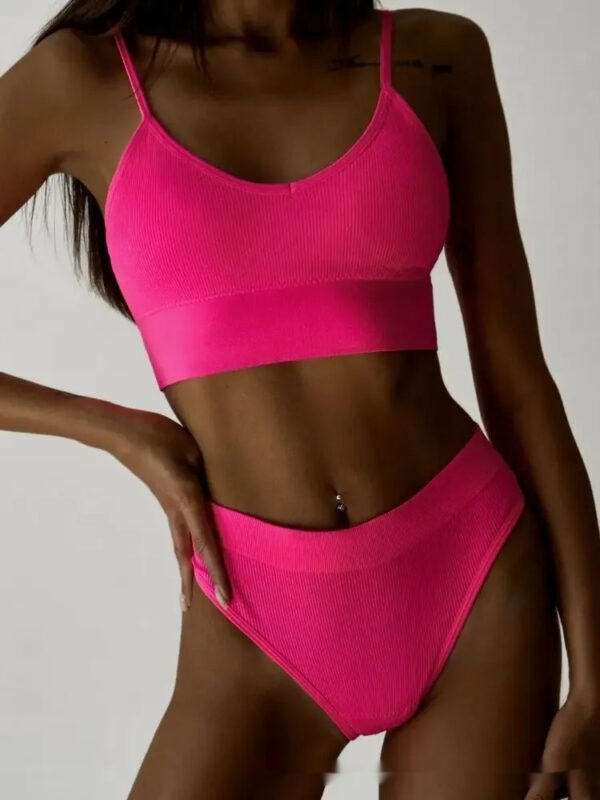 Seamless Women's  Vest Bra Set - Image 2